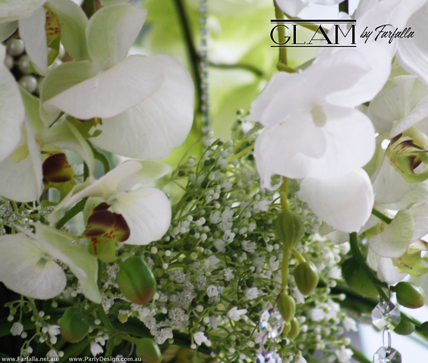 Photo 2.  <b>Glam Centrepiece 1</b>