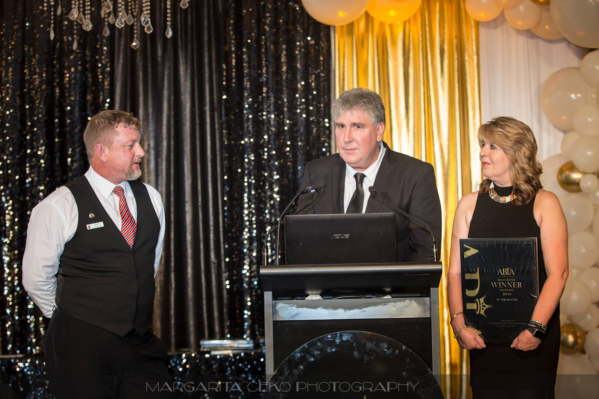 ABIA.  <b>Abia Award Decor</b>