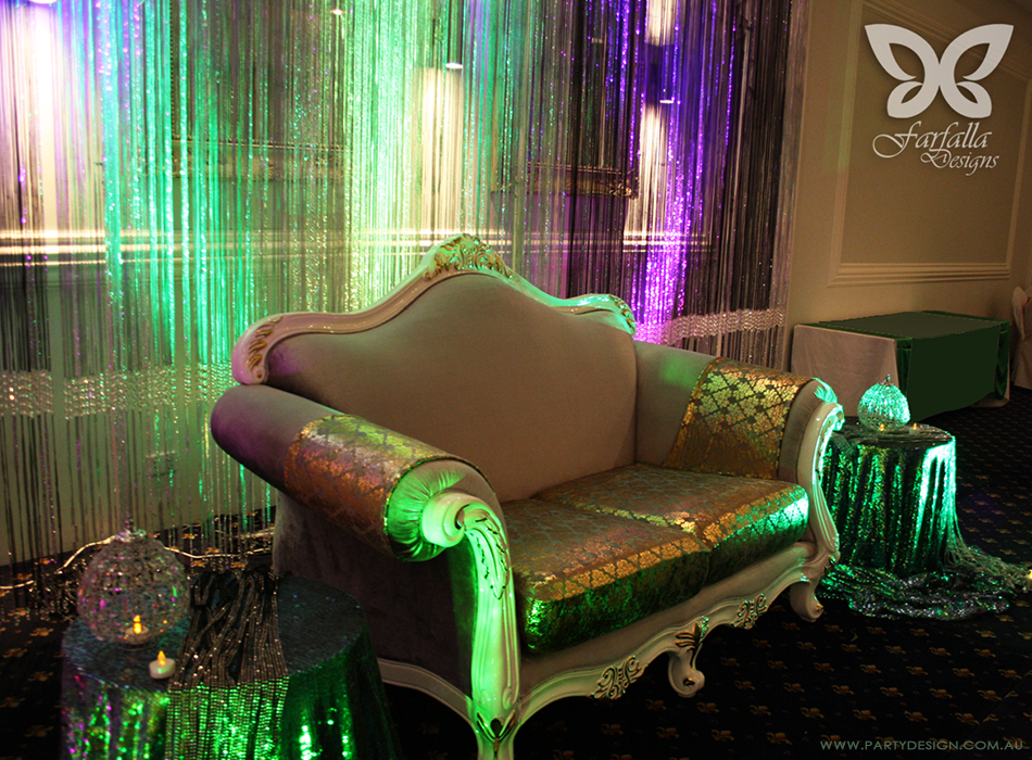 Photo 71.  <b>Great Gatsby Backdrop & Rococo Sofa</b>