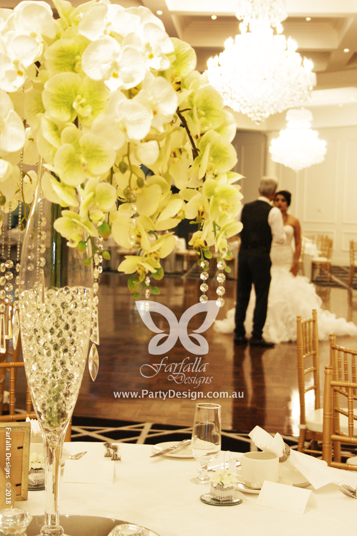 Photo 2.  <b>The Manor On High: Floral Centrepieces</b>